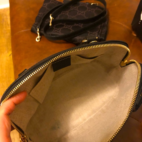 🔥🔥On Sale! Priced Reduced🔥🔥 Gucci Mini Dome Bag - Picture 4 of 5